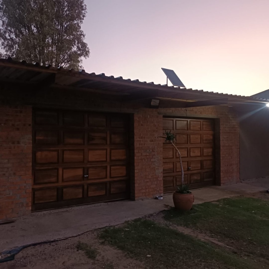 3 Bedroom Property for Sale in Lakeview Free State